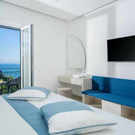 Sea View Deluxe Apartments Vico Equense Extérieur photo